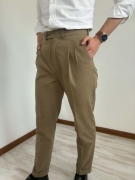 Arezzo – Eleganckie spodnie męskie z dwiema zakładkami